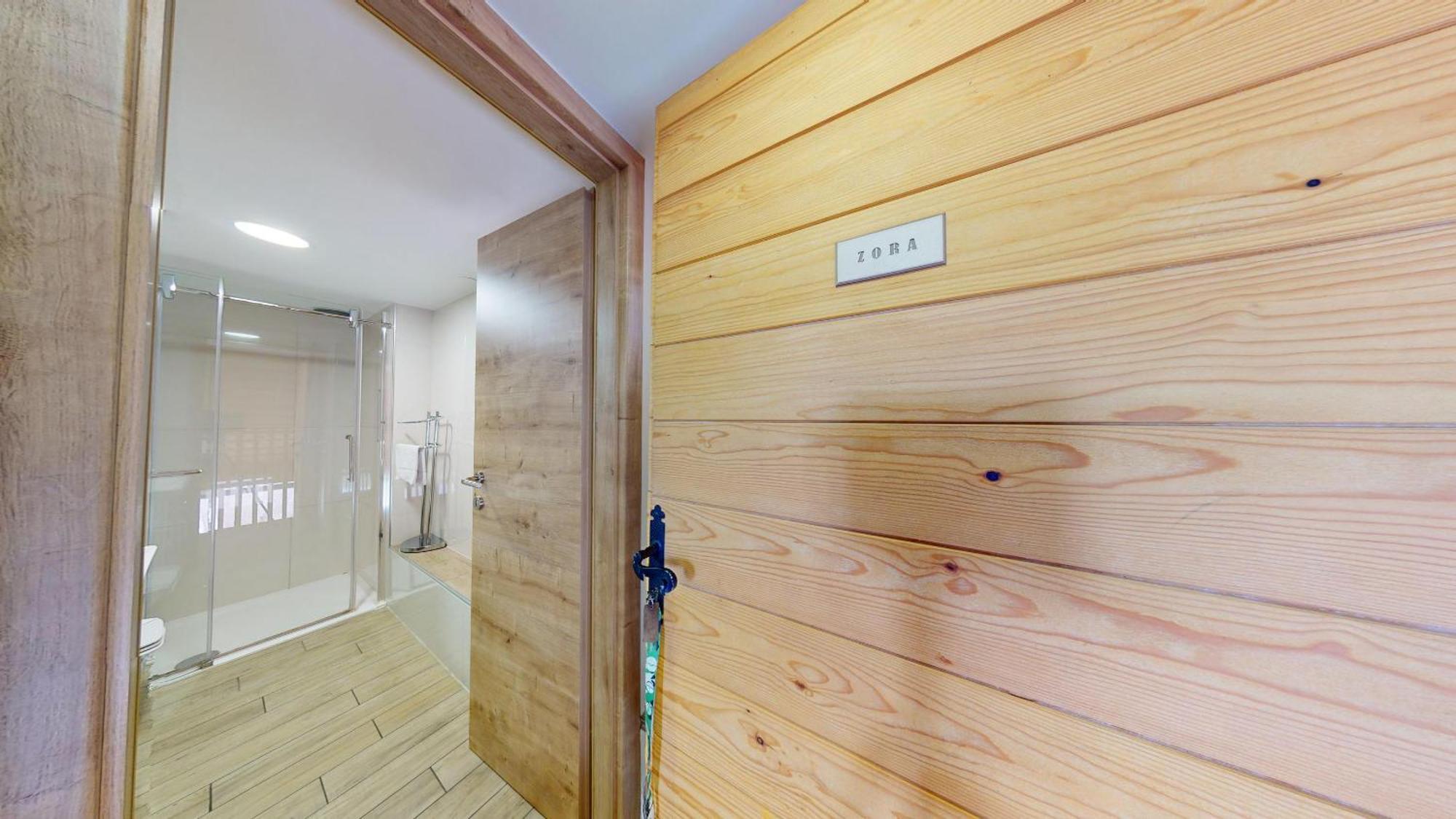 Resort Hisa Ida - Apartments With Hot Tub And Sauna Ivancna Gorica Phòng bức ảnh